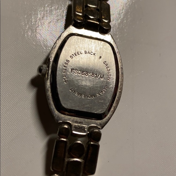 Quartz Stainless Steel Watch New Battery - Picture 4 of 4